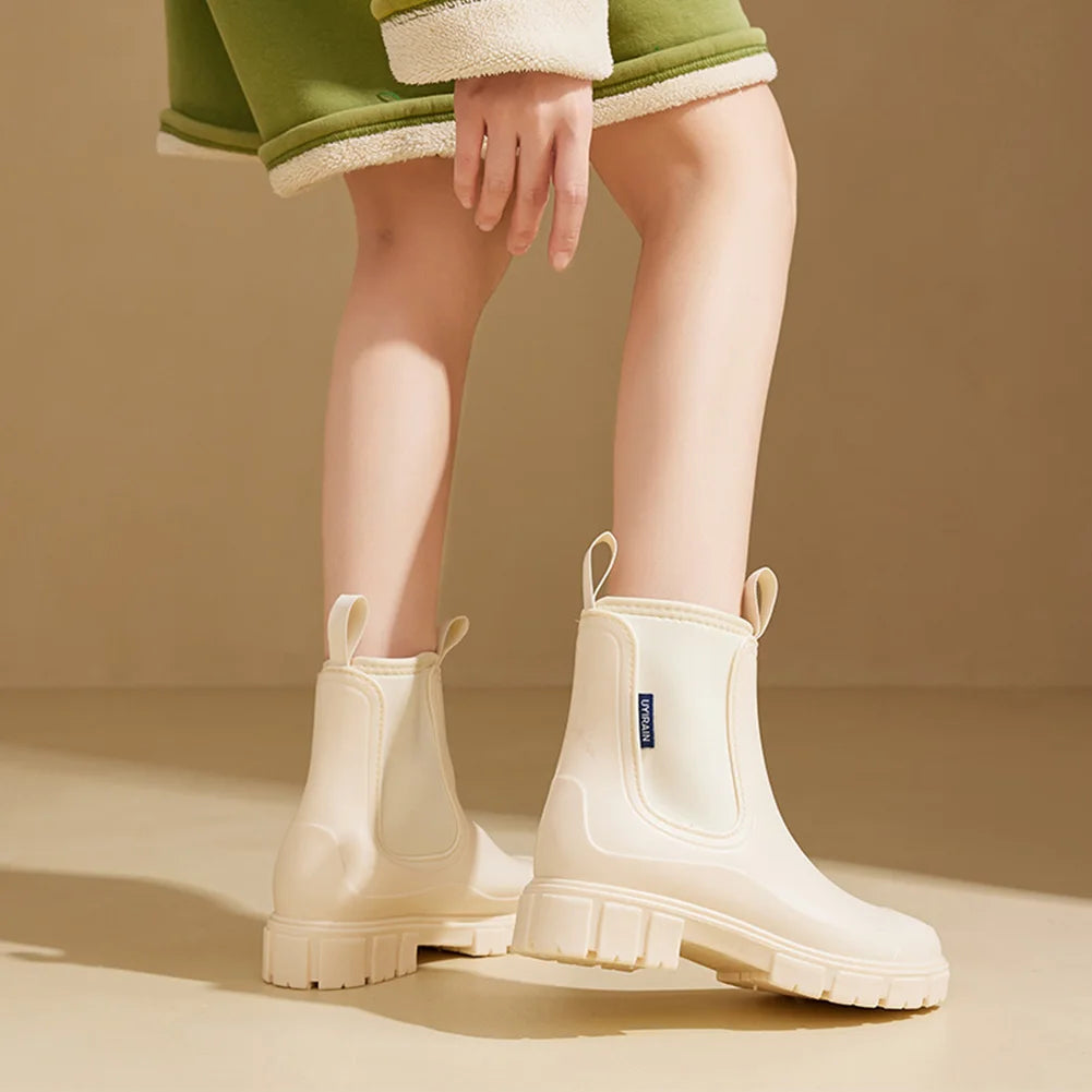 Women’s Waterproof Chelsea Rain Boots – Plush Lined, Anti-Slip Ankle Shoes for Garden & Outdoor Work